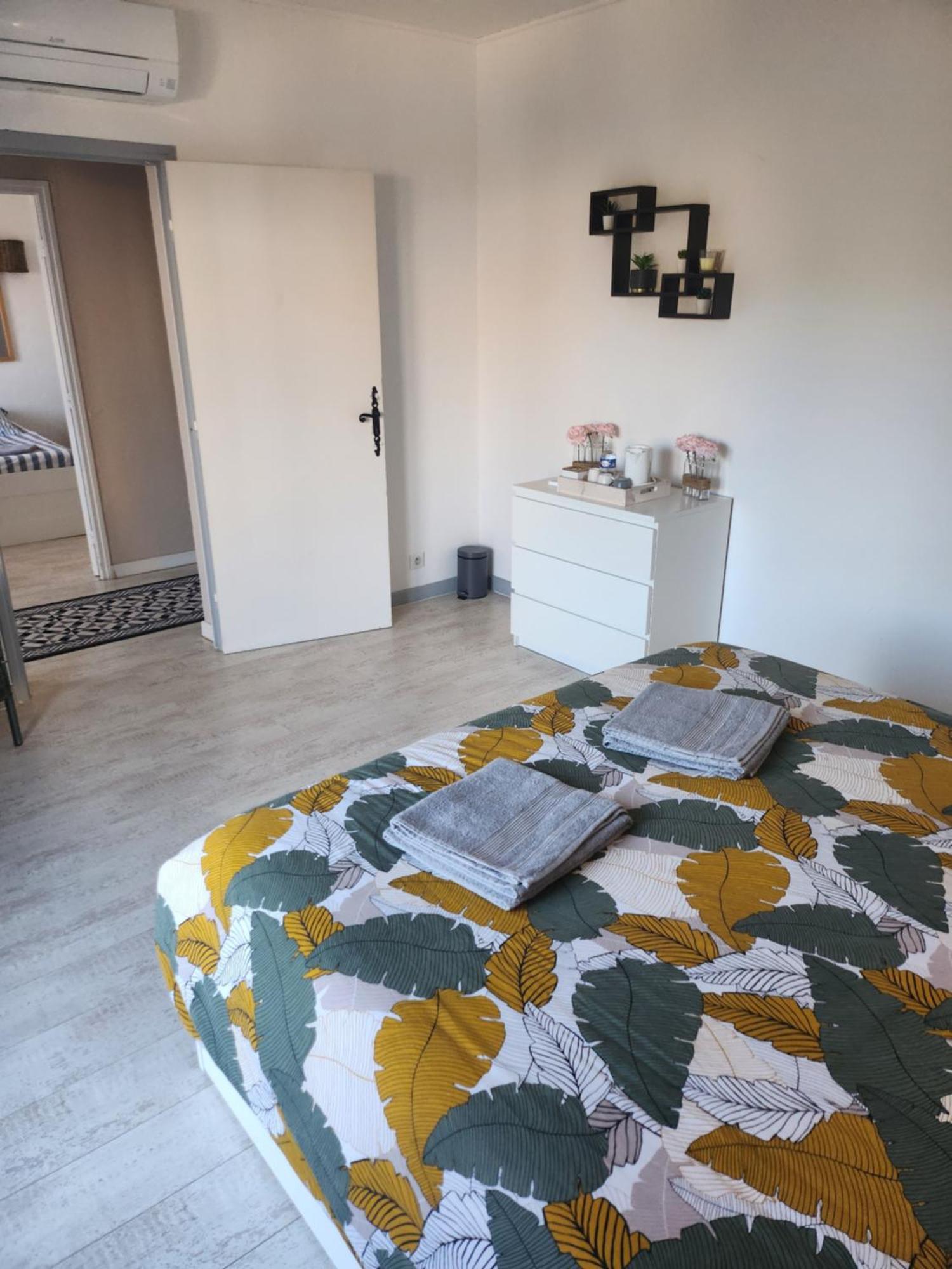 Bed & Breakfast La De
